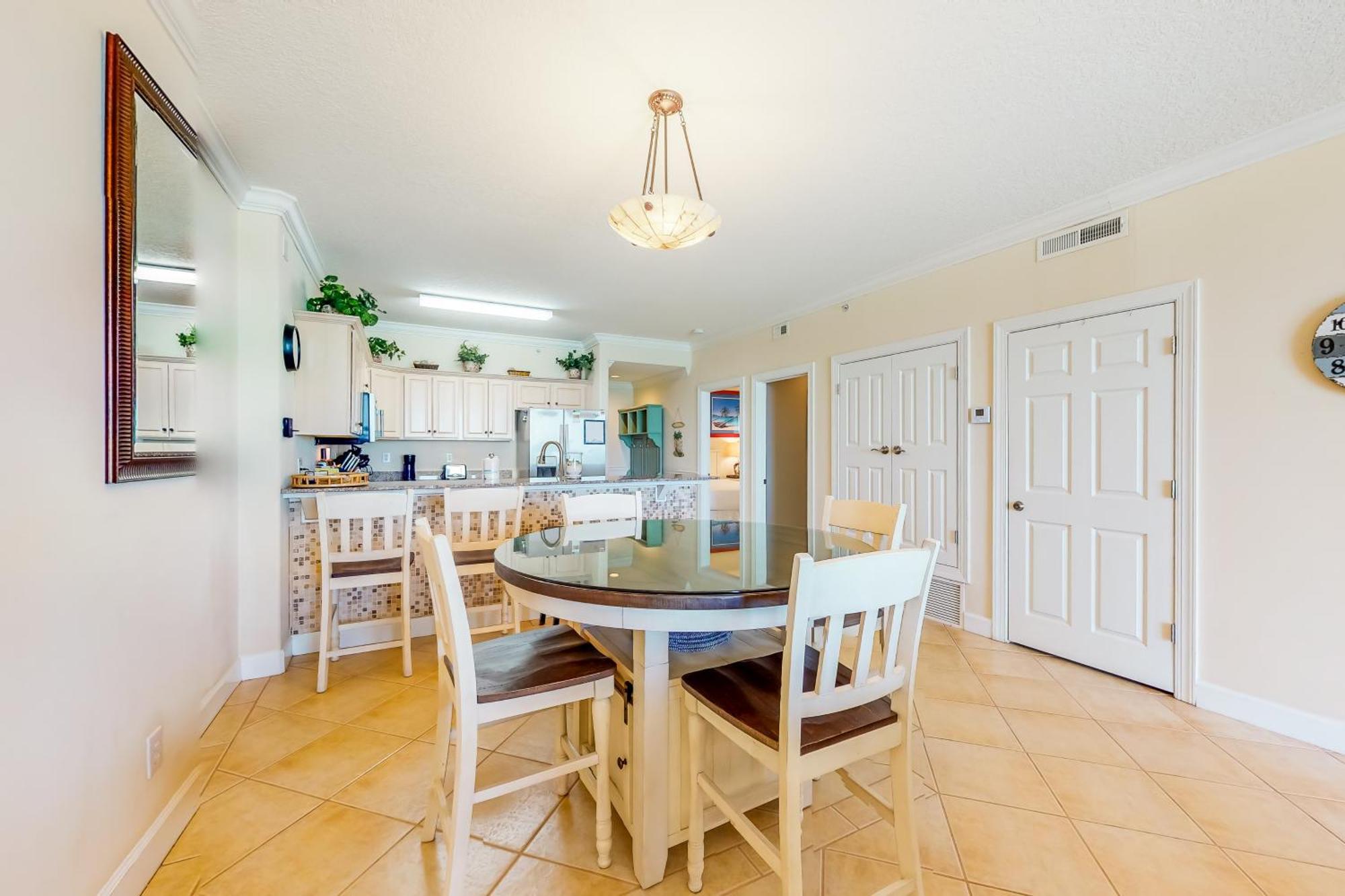 Emerald Isle Panama City Beach Room photo