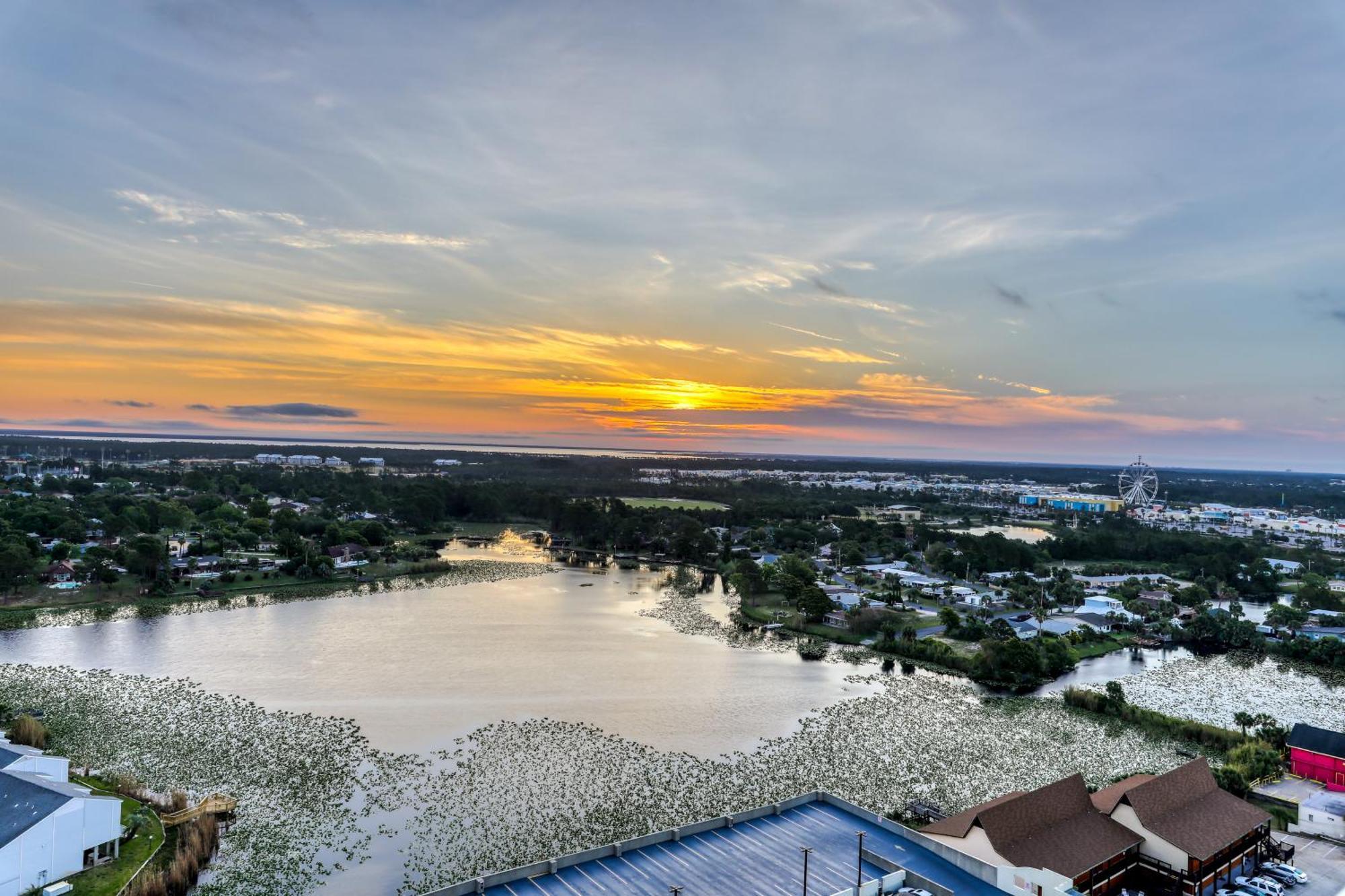 Emerald Isle Panama City Beach Room photo